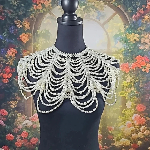 Bridal Pearl shoulder wrap - Picture 7 of 7